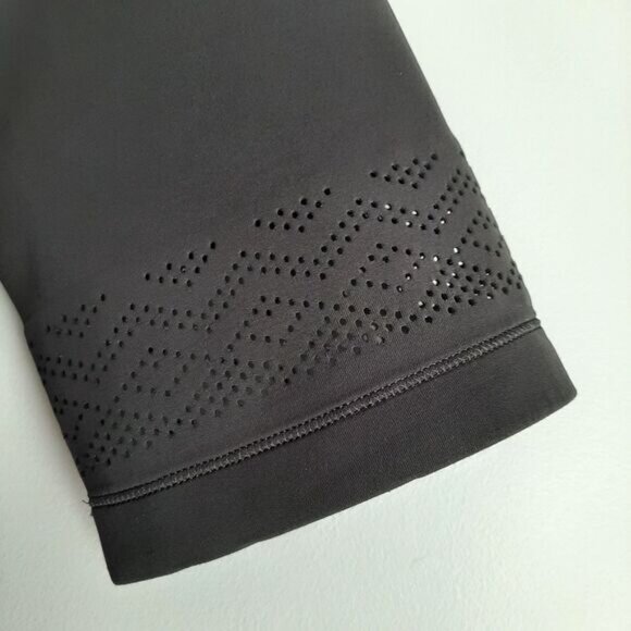 IVIVVA by Lululemon Black Pulse Jam Poncho Mock Neck Pullover Top Kids Sz 14 - Picture 6 of 14